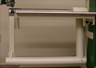 Soudeuse à air chaud T300 : enlever la table à rouleaux et le bras pivotant